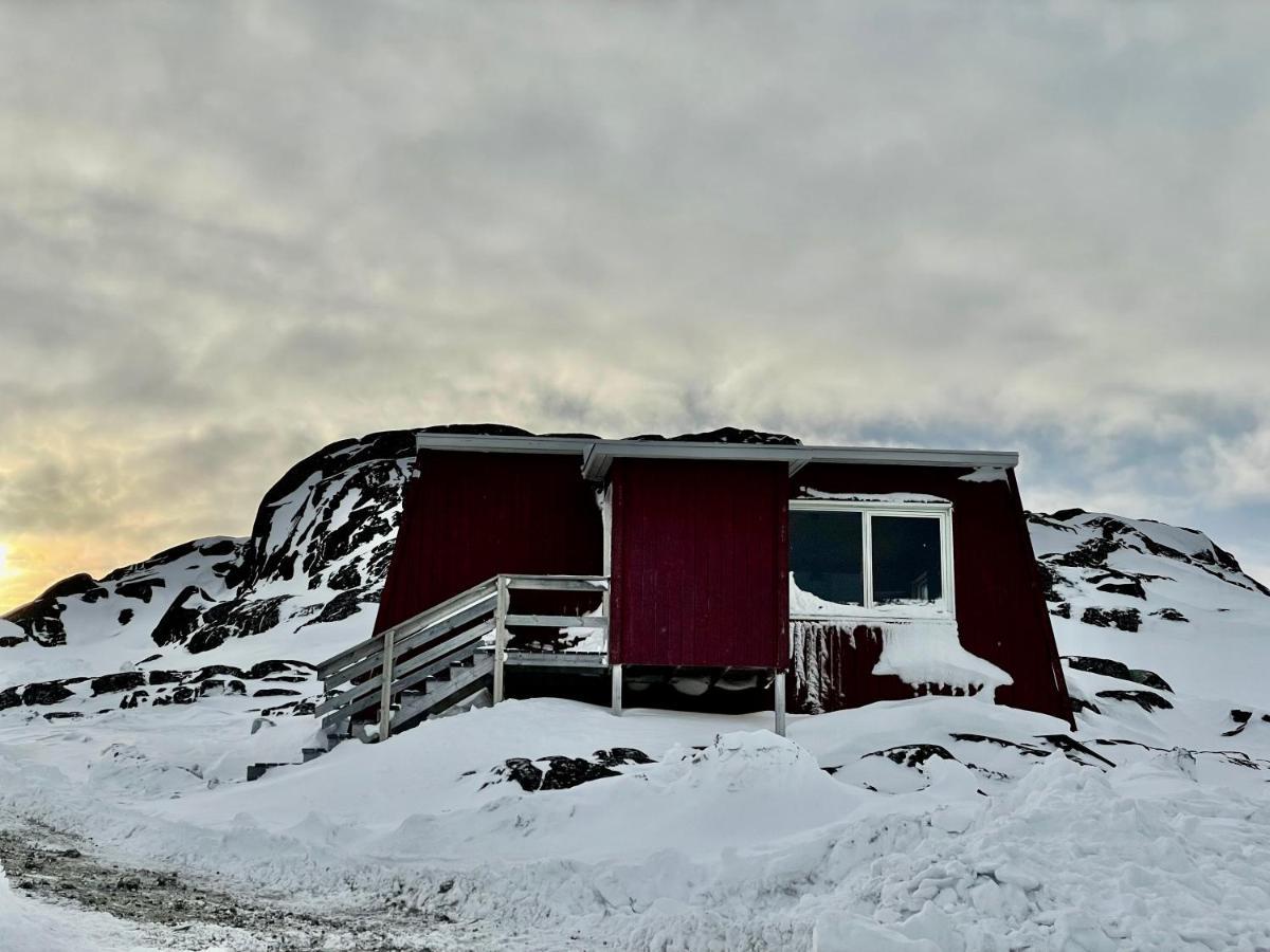 Inuk Hostels Nuuk Dış mekan fotoğraf